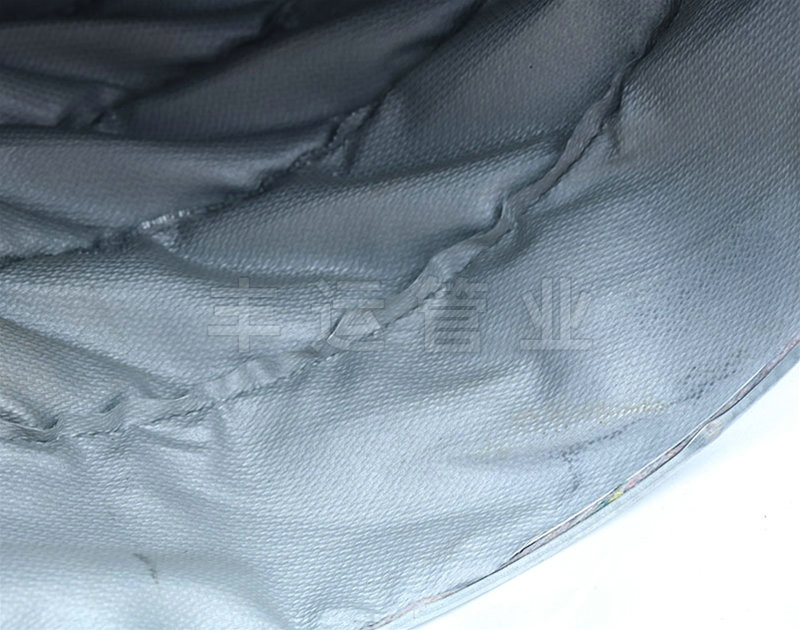 聚氨酯高溫400度硅膠布通風(fēng)管